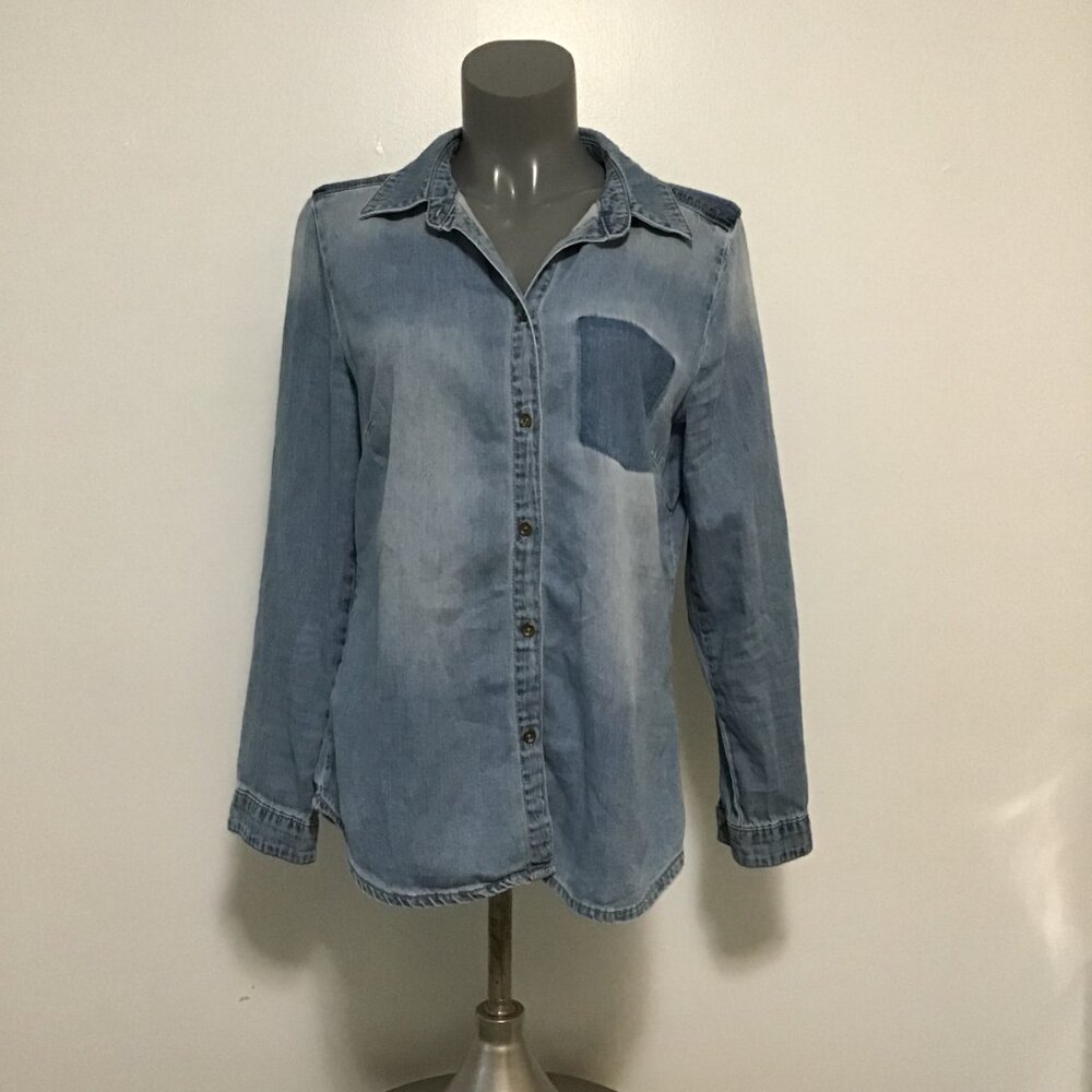 Culture CUPaola Denim Button Up Shirt Size L